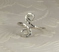 Thumb Ring, bypass ring, Hammered Swirl ring, Sterling Silver ring,  Midi Ring
