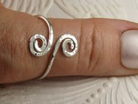 Thumb Ring, bypass ring, Hammered Swirl ring, Sterling Silver ring,  Midi Ring