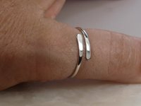 Thumb Ring, Bypass ring, Smooth Wrap Ring, Midi Ring 16 gauge wire