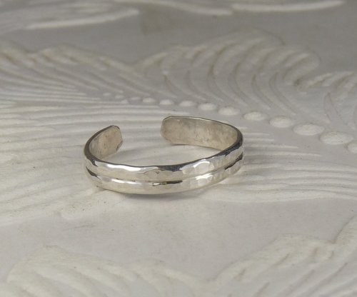 Toe Ring, Sterling Silver double wire, Hammered Ring, Body Jewelry