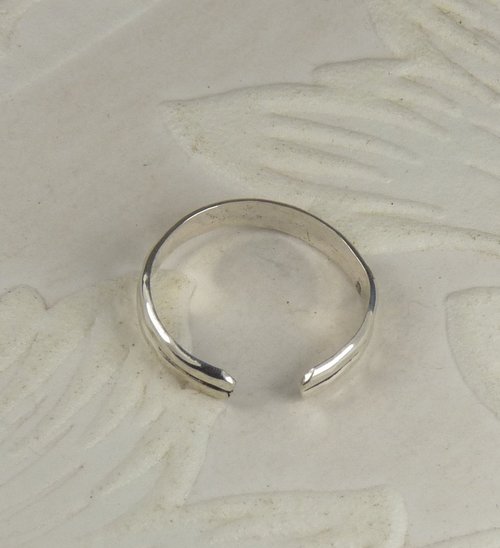 Toe Ring, Sterling Silver double wire, Hammered Ring, Body Jewelry
