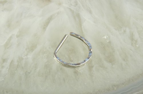 D Septum Ring, Sterling SilverNose Ring, 16 or 20 gauge Septum ring