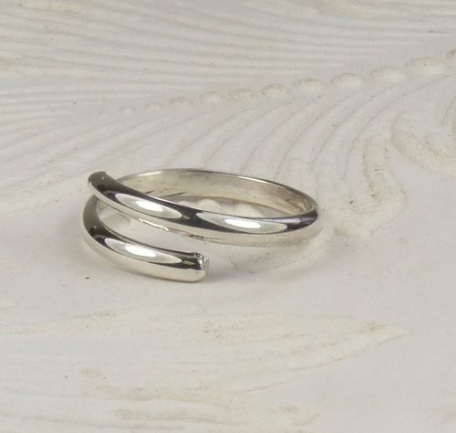 Toe Ring, Solid Silver smooth ring, adjustable Ring, Crossover Toe Ring