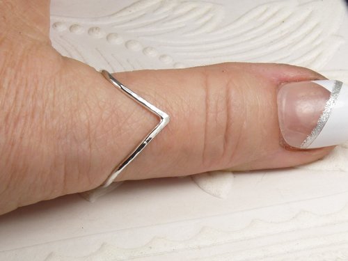 Chevron Ring, midi Ring,Thumb Ring, 16 gauge sterling silver