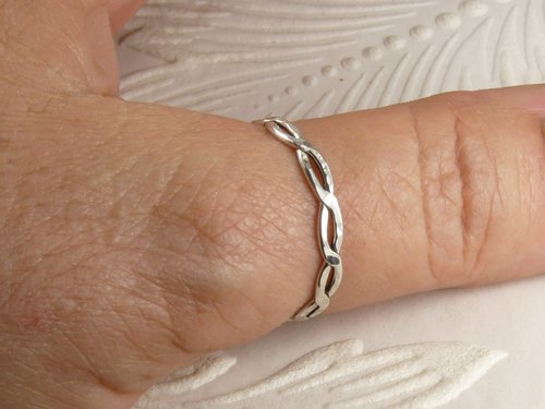 Thumb ring,Weave Ring, Sterling silver, Midi ring, Hammered Band Ring