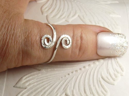Thumb Ring, bypass ring, Hammered Swirl ring, Sterling Silver ring,  Midi Ring