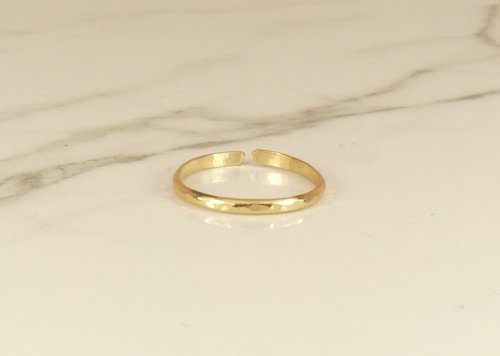 Gold Toe Ring, AdjustableToe Ring, Hammered Ring, Midi ring