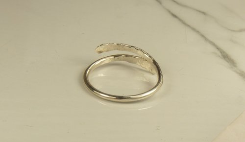 Thumb Ring, Bypass ring, Sterling Silver ring,  Adjustable  Ring, 14 Gauge, Midi ring