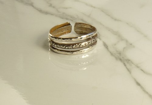 Chunky Silver, Adjustable Thumb  Ring, Sterling Silver, Round and Pattern Wire Ring,  Boho