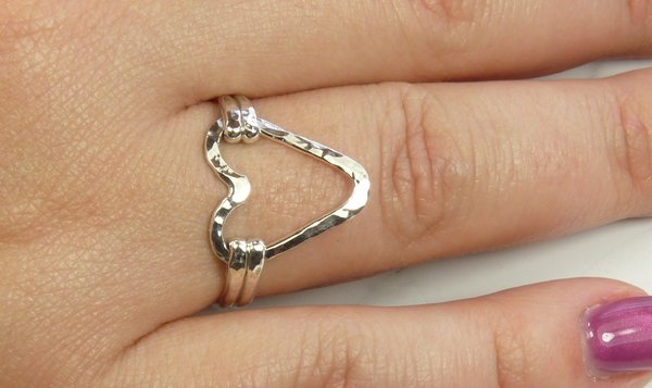 Thumb Ring//Sterling Silver Ring, Heart ring, Midi Ring, Boho Style Rings