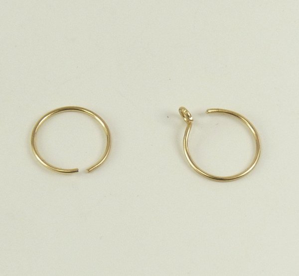 Gold nose ring, 20,22 gauge Ring, lightweight ,Thin ring