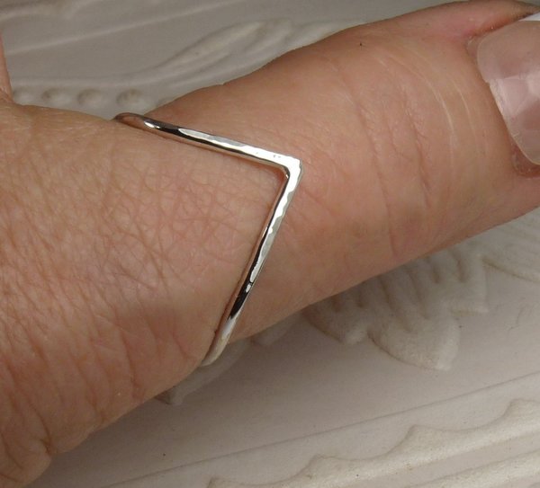 Chevron Ring, midi Ring,Thumb Ring, 16 gauge sterling silver