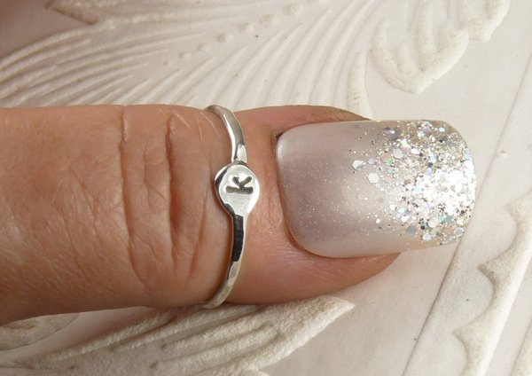 Letter ring-Sterling Silver Stacking Ring, Initial Ring,18 gauge Wire