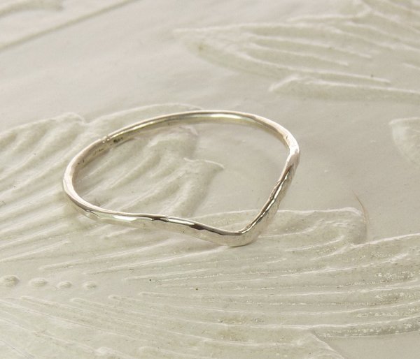 Sterling Silver Hammered Chevron Ring,Minimal Jewelry, Thumb ring,  16 gauge