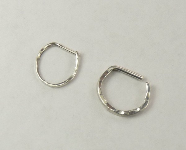 D Septum Ring, Sterling SilverNose Ring, 16 or 20 gauge Septum ring